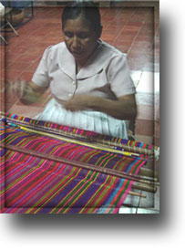 el salvador-san sebastian-weaving-textiles